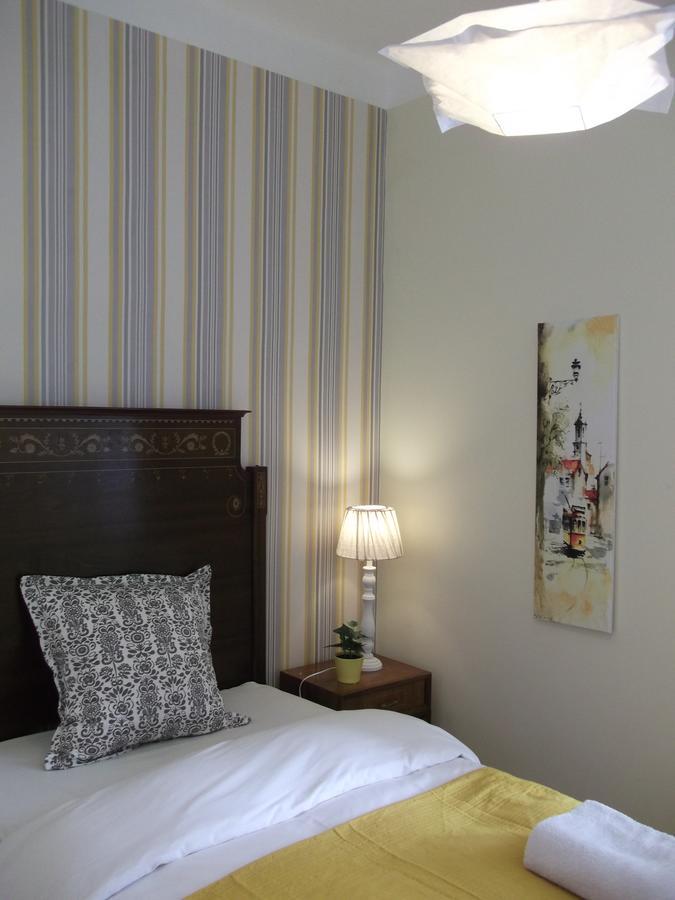 Appartement Angola Floor 6 Bedrooms Lissabon
